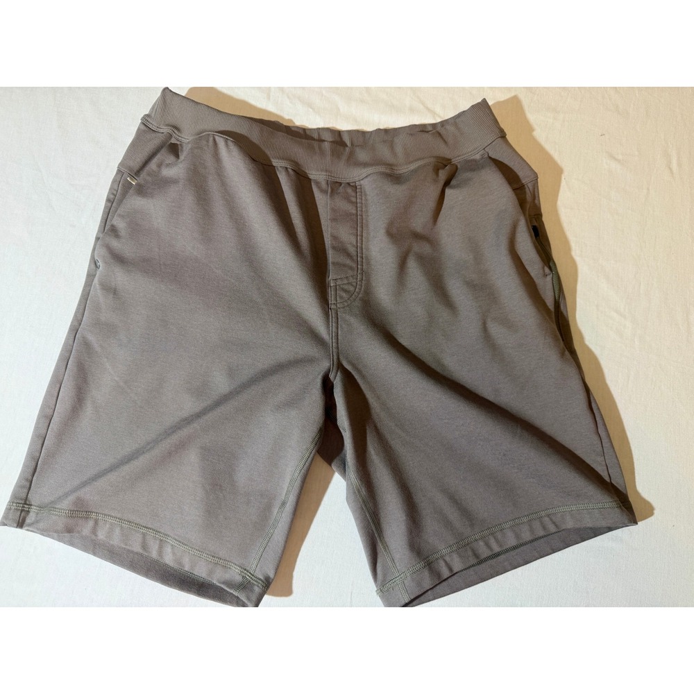 Vuori Coronado Shorts Mens Medium Charcoal‎ Grey Heather Athletic Training V3061